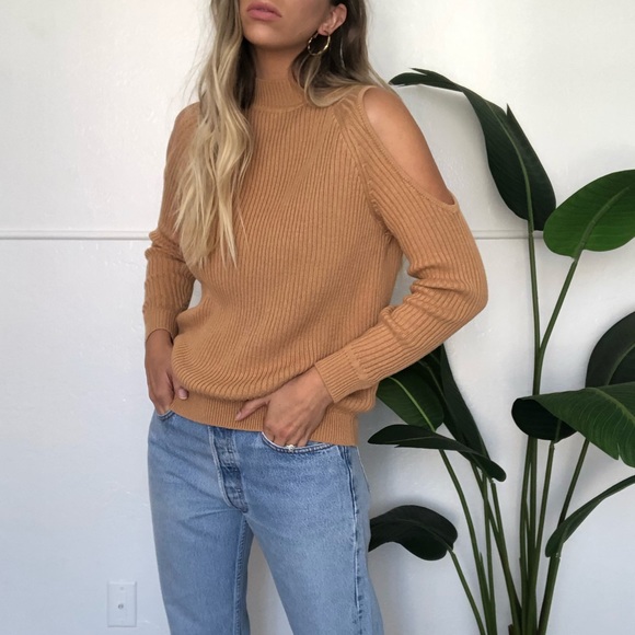 H&M Sweaters - {H&M} ribbed cold shoulder sweater